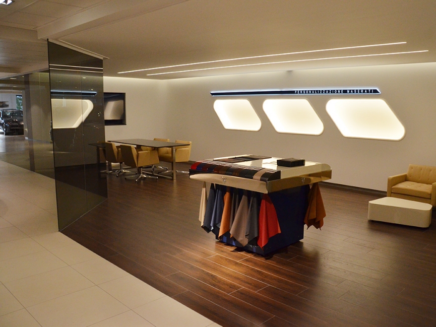 Maserati Eindhoven, Verbouwing bestaande showroom